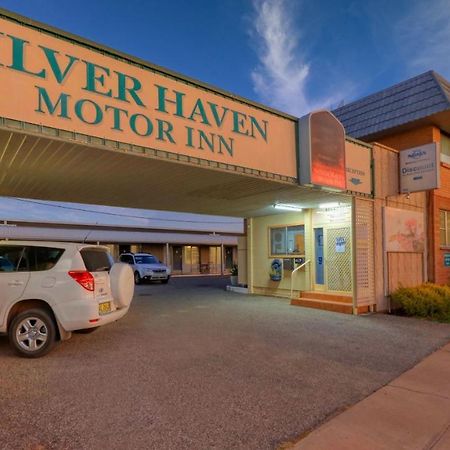 Silver Haven Motor Inn Броукън Хил Екстериор снимка